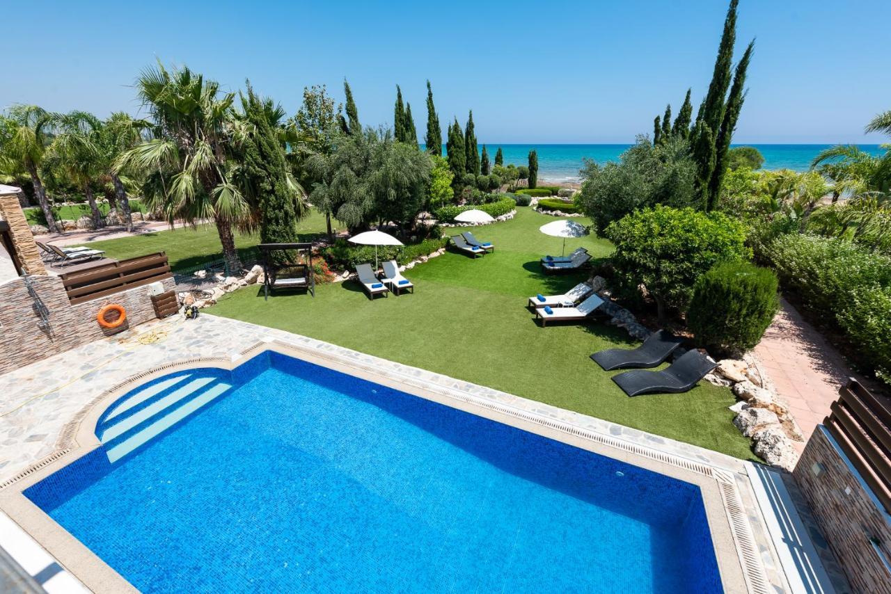 Sea Front Oceanus H3 By Ezoria Villas Agia Napa Buitenkant foto