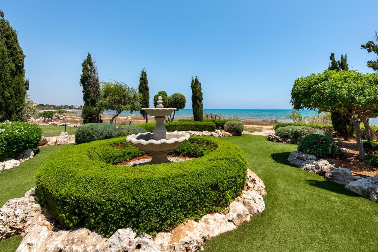 Sea Front Oceanus H3 By Ezoria Villas Agia Napa Buitenkant foto